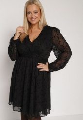 Czarna Rozkloszowana Sukienka z Siateczki z Kwiatowym Wzorem Vidnessa. Czarne sukienki Born2be, na co dzień, plus size, bez wzorów, z poliesteru, klasyczne, bez kołnierzyka, plus size, bez ramiączek, midi, rozkloszowane. Za 149.99 zł.