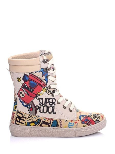 Streetfly Botki w kolorze beżowym ze wzorem rozmiar: 39. Brązowe botki Streetfly, bez wzorów, bez obcasa, na platformie, bez zapięcia. Za 282.80 zł.