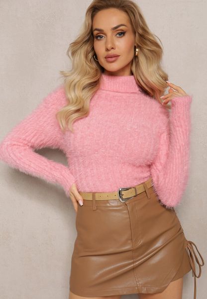 Jasnoróżowy Golf z Puchatego Materiału z Wełną i Długim Rękawem Geolla. Czerwone golfy Renee, bez wzorów, z wełny, bez ramiączek. Za 39.99 zł.