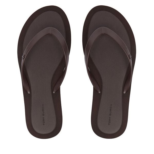 Japonki Tory Burch. Brązowe klapki Tory Burch, bez wzorów, bez obcasa. Za 484.99 zł.