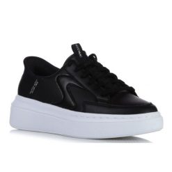 Buty Sportowe Damskie Skechers Cordova Classic New Reign. Czarne obuwie sportowe Skechers, bez zapięcia, trekkingowe, Skechers Sport. Za 307.99 zł.