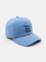 Czapka z daszkiem z haftowanym napisem You Got This - błękitny. Niebieskie czapki Sinsay, bez wzorów. Za 19.99 zł.