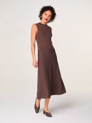 Rodier Sukienka w kolorze brązowym rozmiar: L. Brązowe sukienki Rodier, l, bez wzorów, bez kołnierzyka, bez ramiączek, midi. Za 404.99 zł.