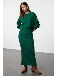 Trendyol 2-częściowy zestaw w kolorze zielonym rozmiar: M. Zielone sukienki Trendyol, m, bez wzorów, prążkowane, bez kołnierzyka, bez ramiączek, maxi. Za 110.04 zł.
