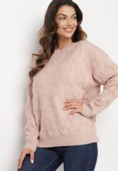 Jasnoróżowy Sweter o Luźnym Kroju i Wzorzystym Splocie ze Ściągaczami Elondrae. Czerwone swetry Born2be, na zimę, bez wzorów, ze splotem, bez ramiączek. Za 149.99 zł.