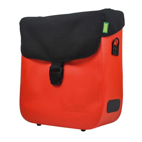Racktime Tommy torba pojedyncza 15 l LavaOrange/Onyx Black. Czerwone torby na ramię RACKTIME, bez wzorów, z materiału, na ramię, bez dodatków. Za 637.95 zł.
