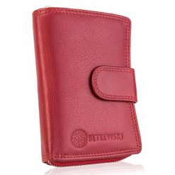 Portfel skórzany BETLEWSKI czerwony BPD-SS-19 RED. Czerwone portfele Betlewski, bez wzorów, ze skóry. Za 139.99 zł.
