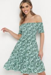 Zielona Bawełniana Sukienka z Dekoltem Typu Hiszpanka i Lekką Falbanką Hannesia. Zielone sukienki Born2be, na co dzień, na lato, l, bez wzorów, z bawełny, eleganckie, bez kołnierzyka, bez ramiączek, mini. Za 34.99 zł.