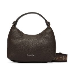 Torebka Calvin Klein. Brązowe torebki klasyczne Calvin Klein, bez wzorów, bez dodatków. Za 369.99 zł.