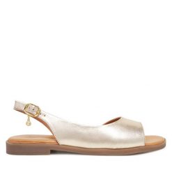 Sandały Lasocki. Czerwone sandały Lasocki, bez wzorów, bez obcasa, na płaskiej podeszwie, bez zapięcia. Za 139.99 zł.