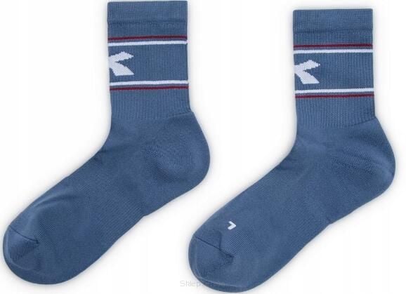 Skarpety tenisowe Diadora Socks Court. Niebieskie skarpety Diadora, bez wzorów, z elastanu. Za 42.99 zł.