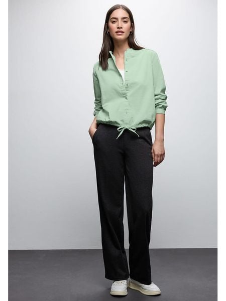 Cecil Bluzka w kolorze jasnozielonym rozmiar: 40. Zielone bluzki Cecil, bez wzorów, bez kołnierzyka, bez ramiączek. Za 109.26 zł.