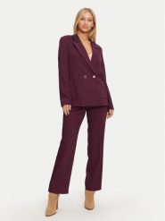Guess Marynarka Viviane W4BN58 WGIH2 Bordowy Regular Fit. Czerwone marynarki i żakiety Guess, s, z aplikacjami, z wiskozy. Za 449.99 zł.