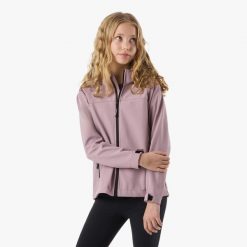 Kurtka softshell turystyka junior Swedemount Tromsö Softshell Jacket wodoodporna. Fioletowe kurtki sportowe SWEDEMOUNT, bez wzorów, z softshellu, bez kaptura, trekkingowe. Za 199.99 zł.