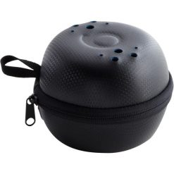 Pokrowiec usztywniony na komputer nurkowy SCD. Niebieskie zegarki DECATHLON. Za 29.99 zł.