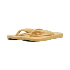 Damskie klapki Sandy PUMA Almost Apricot White Orange. Białe klapki Puma, bez wzorów, z materiału, bez obcasa. Za 109.20 zł.