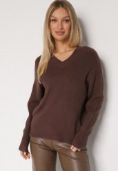 Brązowy Sweter z Domieszką Kaszmiru z Dekoltem w Serek Feralaine. Brązowe swetry Born2be, bez wzorów, z jeansu, bez ramiączek. Za 109.99 zł.