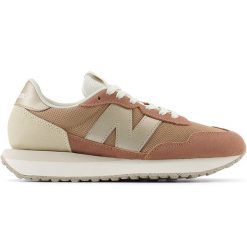 Buty damskie New Balance WS237MSC – brązowe. Brązowe obuwie sportowe New Balance, z gumy, bez zapięcia. Za 199.99 zł.