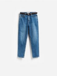 Jeansy mom slim z paskiem - granatowy. Niebieskie jeansy Reserved, bez wzorów. Za 139.99 zł.