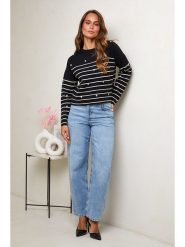 Soft Cashmere Sweter w kolorze czarno-białym rozmiar: 38/40. Czarne swetry Soft Cashmere, bez wzorów, bez ramiączek. Za 155.12 zł.