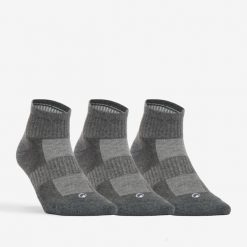 Skarpety sportowe tenis DECATHLON RS500 podwyższone 3 pary. Szare skarpety DECATHLON, bez wzorów, z bawełny. Za 39.99 zł.