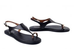 TAMARIS 1-28142-46 003 black, sandały damskie. Czarne sandały Tamaris, bez wzorów, z gumy, bez obcasa, bez zapięcia. Za 220.91 zł.