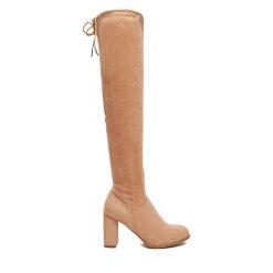Kozaki DeeZee. Brązowe kozaki DeeZee, bez obcasa, na słupku, bez zapięcia. Za 239.99 zł.