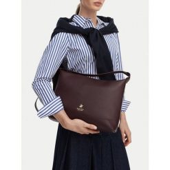 Torebka Beverly Hills Polo Club. Czerwone listonoszki Beverly Hills Polo Club, bez wzorów, bez dodatków. Za 179.99 zł.