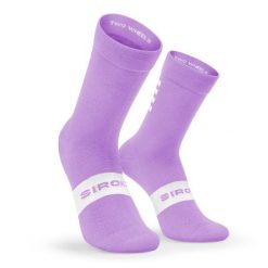 Skarpetki kolarskie unisex SIROKO S1 Lilac Etna. Niebieskie skarpety SIROKO, bez wzorów, z nylonu. Za 67.00 zł.