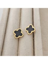 Nakkash Pozłacane kolczyki-wkrętki z masą perłową rozmiar: onesize. Czarne kolczyki Nakkash, z perłą, pozłacane. Za 39.99 zł.