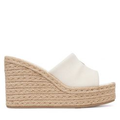 Espadryle Calvin Klein. Białe espadryle Calvin Klein, bez wzorów, bez obcasa, bez zapięcia. Za 489.99 zł.