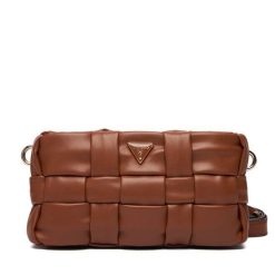 Torebka Guess. Brązowe listonoszki Guess, z aplikacjami, bez dodatków. Za 639.99 zł.