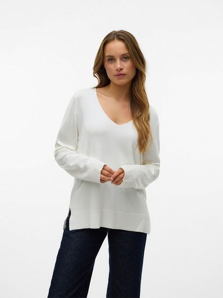 Vero Moda Sweter w kolorze białym rozmiar: S. Białe swetry Vero Moda, s, bez wzorów, bez ramiączek. Za 109.95 zł.