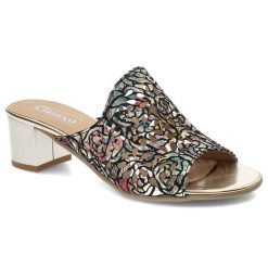 Kolorowe Klapki Clasicco Eleganckie Skórzane Obuwie. Czarne klapki Clasicco, bez wzorów, bez obcasa, na obcasie. Za 209.00 zł.