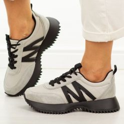 Szare skórzane sneakersy damskie Vinceza 41521. Szare obuwie sportowe VINCEZA, na jesień, z dresówki, bez zapięcia. W wyprzedaży za 227.92 zł.