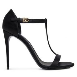 Sandały Dolce&Gabbana. Czarne sandały Dolce&Gabbana, bez wzorów, bez obcasa, na szpilce, bez zapięcia. Za 3,079.00 zł.