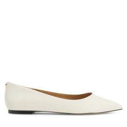 Baleriny Nine West. Białe baleriny Nine West, bez wzorów, bez obcasa. Za 199.99 zł.