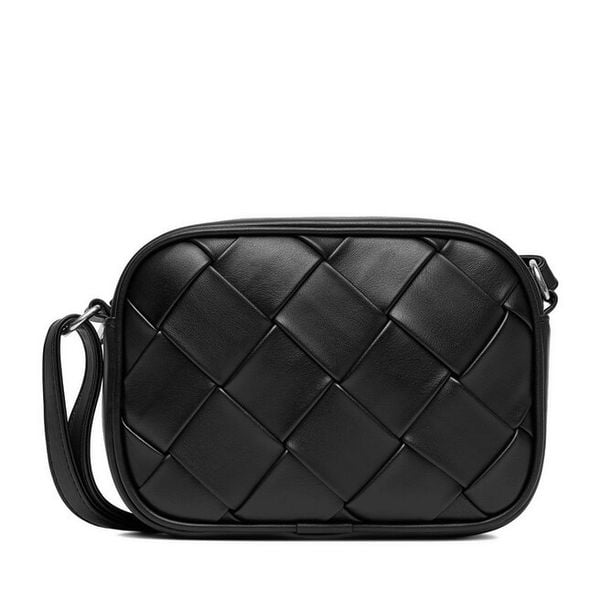 Torebka JENNY. Czarne listonoszki Jenny, bez wzorów, bez dodatków. Za 99.99 zł.