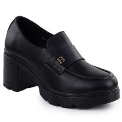 Półbuty mokasyny damskie na klocku czarne Potocki SZ12700. Czarne mokasyny POTOCKI, bez wzorów, ze skóry, bez obcasa. Za 160.99 zł.