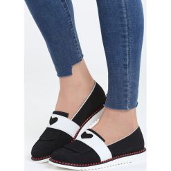 Czarne Mokasyny Phasma. Czarne mokasyny Born2be, bez wzorów, bez obcasa. Za 29.99 zł.
