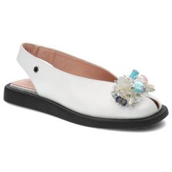 Białe Sandały Tuffoni Eleganckie Buty Damskie. Białe sandały Tuffoni, bez wzorów, ze skóry, eleganckie, z otwartym noskiem, bez obcasa, bez zapięcia. Za 419.00 zł.