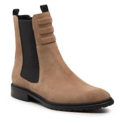 Sztyblety Simple. Brązowe botki Simple, bez wzorów, bez obcasa, na płaskiej podeszwie, bez zapięcia. Za 499.99 zł.