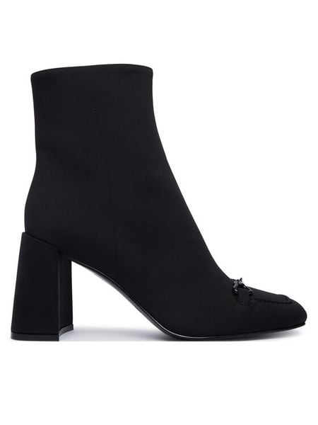 LOVE MOSCHINO Botki JA21039G1PIMX000 Czarny. Czarne botki Love Moschino, bez wzorów, z materiału, bez obcasa, na słupku, bez zapięcia. Za 1,409.00 zł.