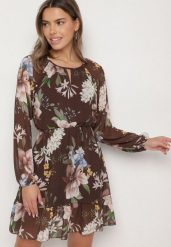Brązowa Sukienka o Rozkloszowanym Kroju w Kwiaty Zeramera. Brązowe sukienki Born2be, na co dzień, l, bez wzorów, z wiskozy, bez kołnierzyka, bez ramiączek, mini, rozkloszowane. Za 119.99 zł.
