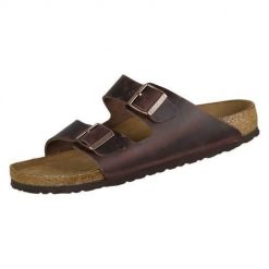 Klapki unisex Birkenstock Arizona WB. Brązowe klapki Birkenstock, bez wzorów, z materiału, bez obcasa. Za 449.00 zł.
