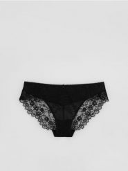 Koronkowe majtki figi - czarny. Czarne figi Reserved, l, bez wzorów, z koronki. Za 39.99 zł.