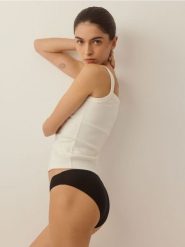 Bawełniane majtki figi 5 pack - pastelowy róż. Czerwone figi Reserved, l, bez wzorów, z bawełny. Za 59.99 zł.