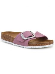 Birkenstock Skórzane klapki "Madrid" w kolorze jasnoróżowym rozmiar: 38. Różowe klapki Birkenstock, bez wzorów, z otwartym noskiem, bez obcasa. Za 440.28 zł.