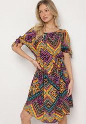 Fioletowa Bawełniana Sukienka w Etno Wzór z Wiązanym Paskiem w Talii Tosmera. Fioletowe sukienki Born2be, na co dzień, xl, bez wzorów, z bawełny, eleganckie, bez kołnierzyka, bez ramiączek, midi. Za 44.99 zł.