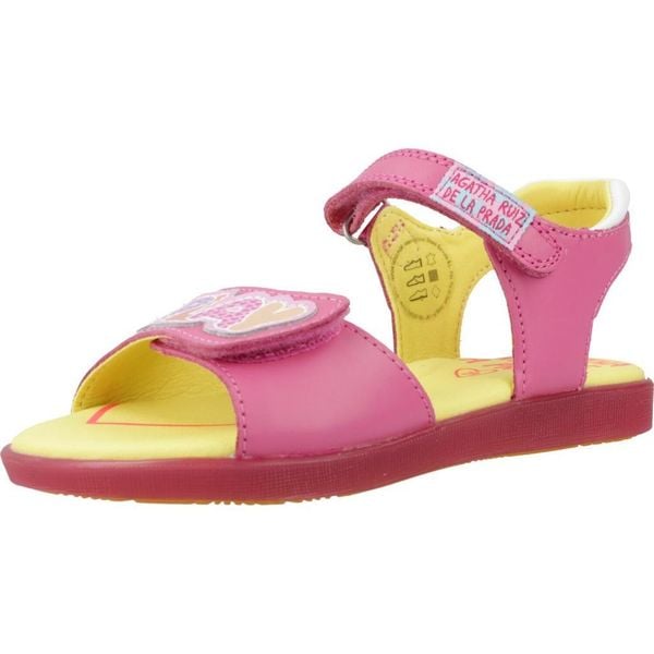 Sandały AGATHA RUIZ DE LA PRADA 242960A Rose. Czerwone sandały Agatha Ruiz de la Prada, bez wzorów, ze skóry, bez obcasa, bez zapięcia. Za 162.99 zł.